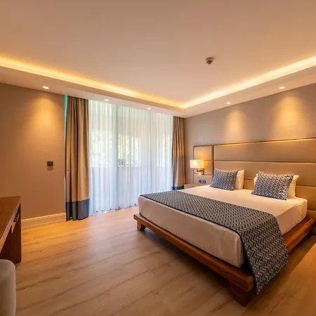 Liberty Lykia Adults Only Feriested