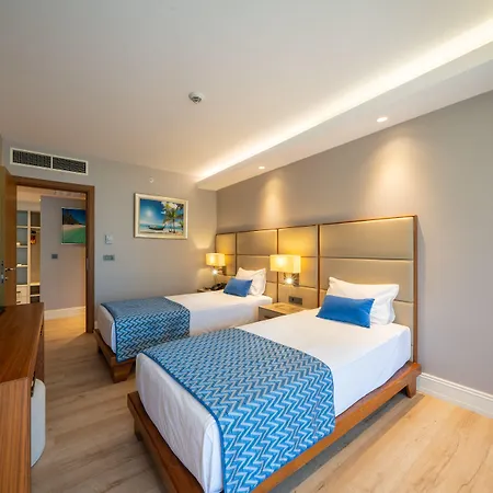 Liberty Lykia Adults Only 5* أولدينيس