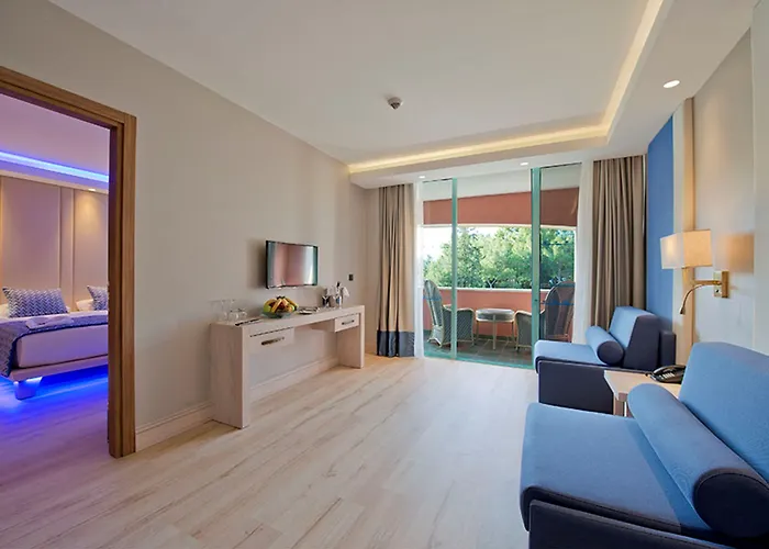 Liberty Lykia Adults Only Θέρετρο Ολουντενίζ